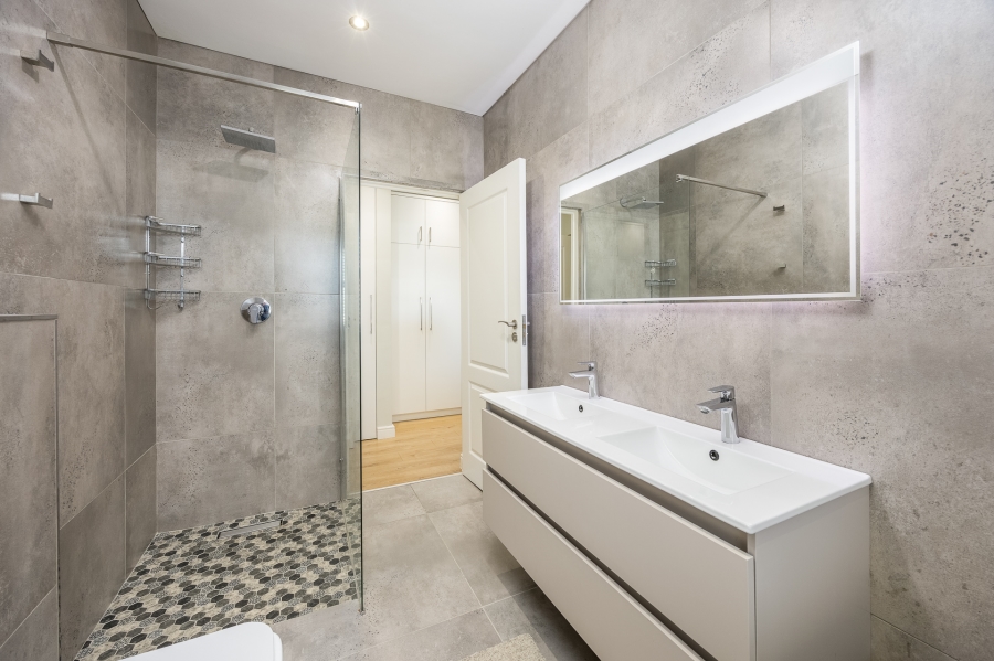 3 Bedroom Property for Sale in Zevendal Western Cape